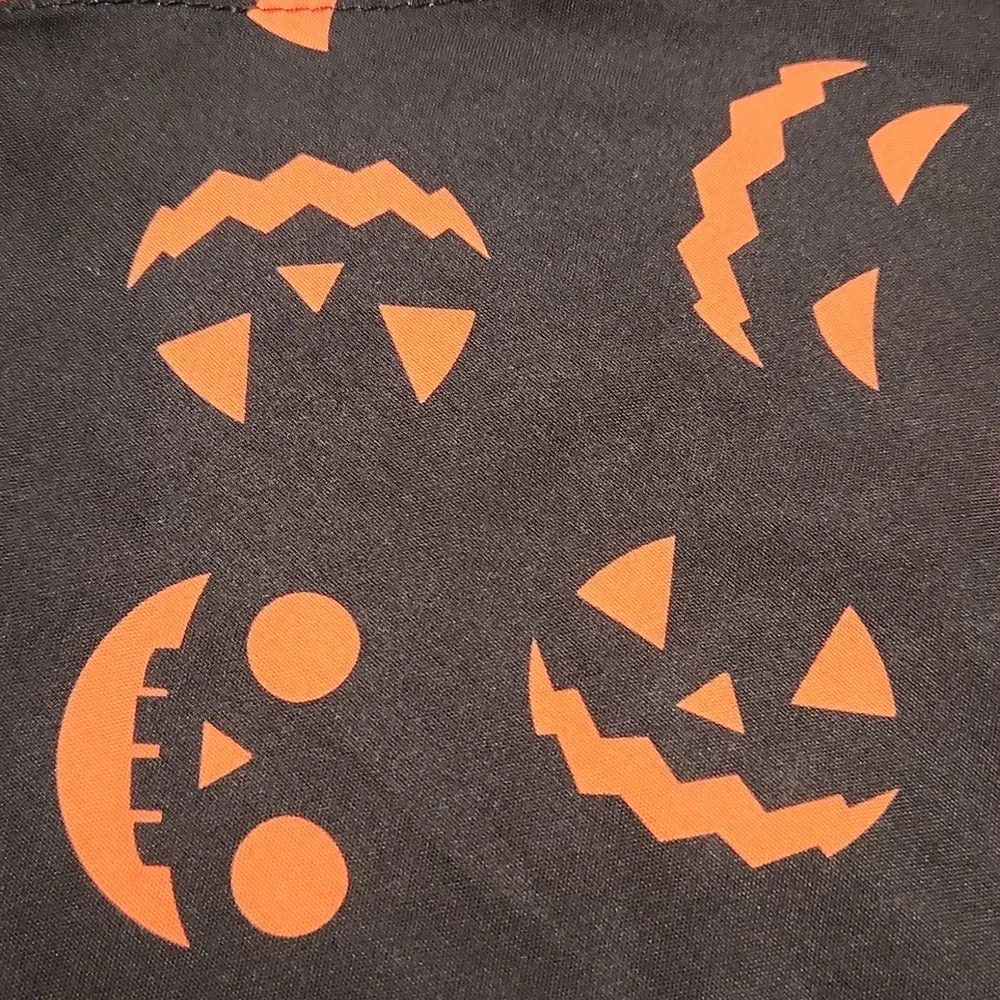 Halloween Pet Pumpkin Bandana For cats or dogs